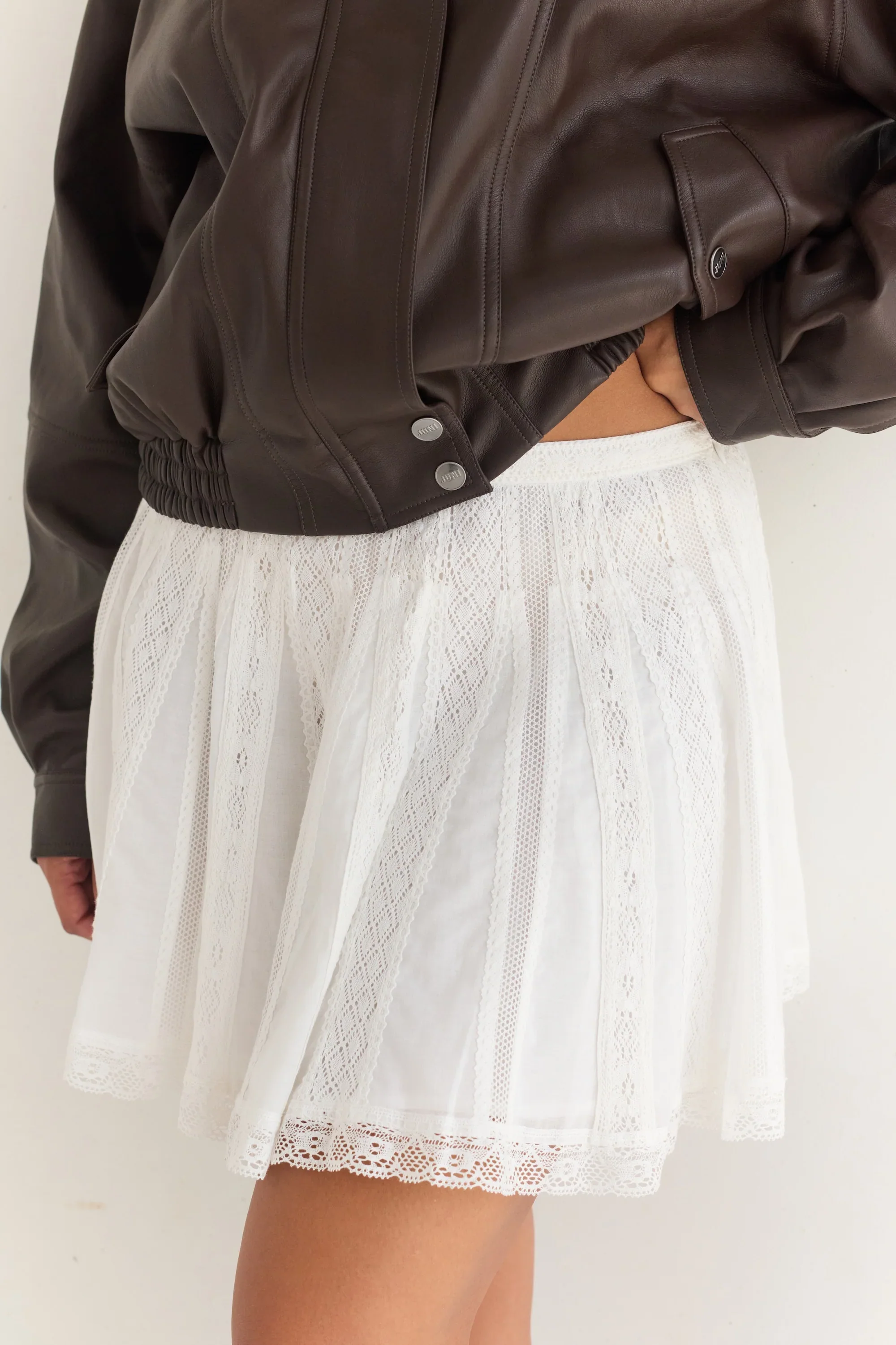 Sofie Skirt - Blanc | Juni - Image 6