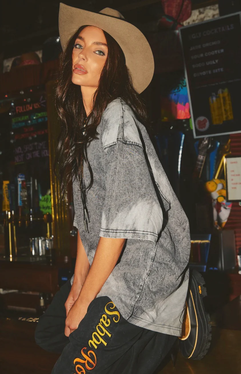 The Bleached Backless Tee | Sabbi - Image 3