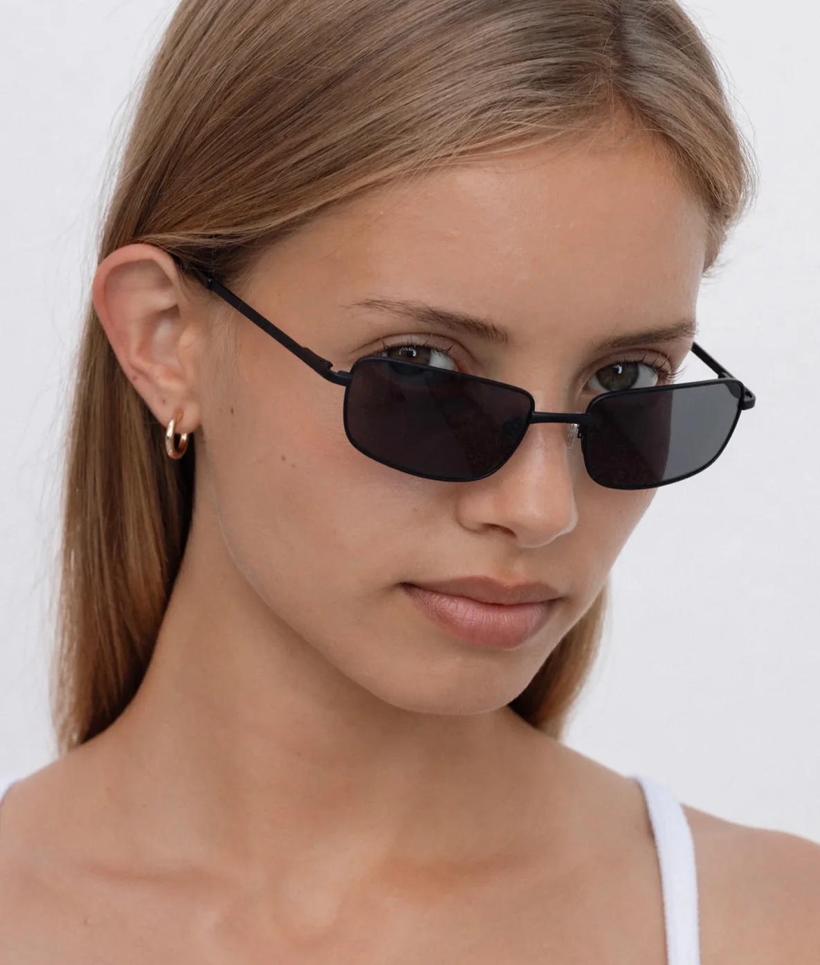 Yuki Sunglasses - Black | Lu Goldie - Image 3
